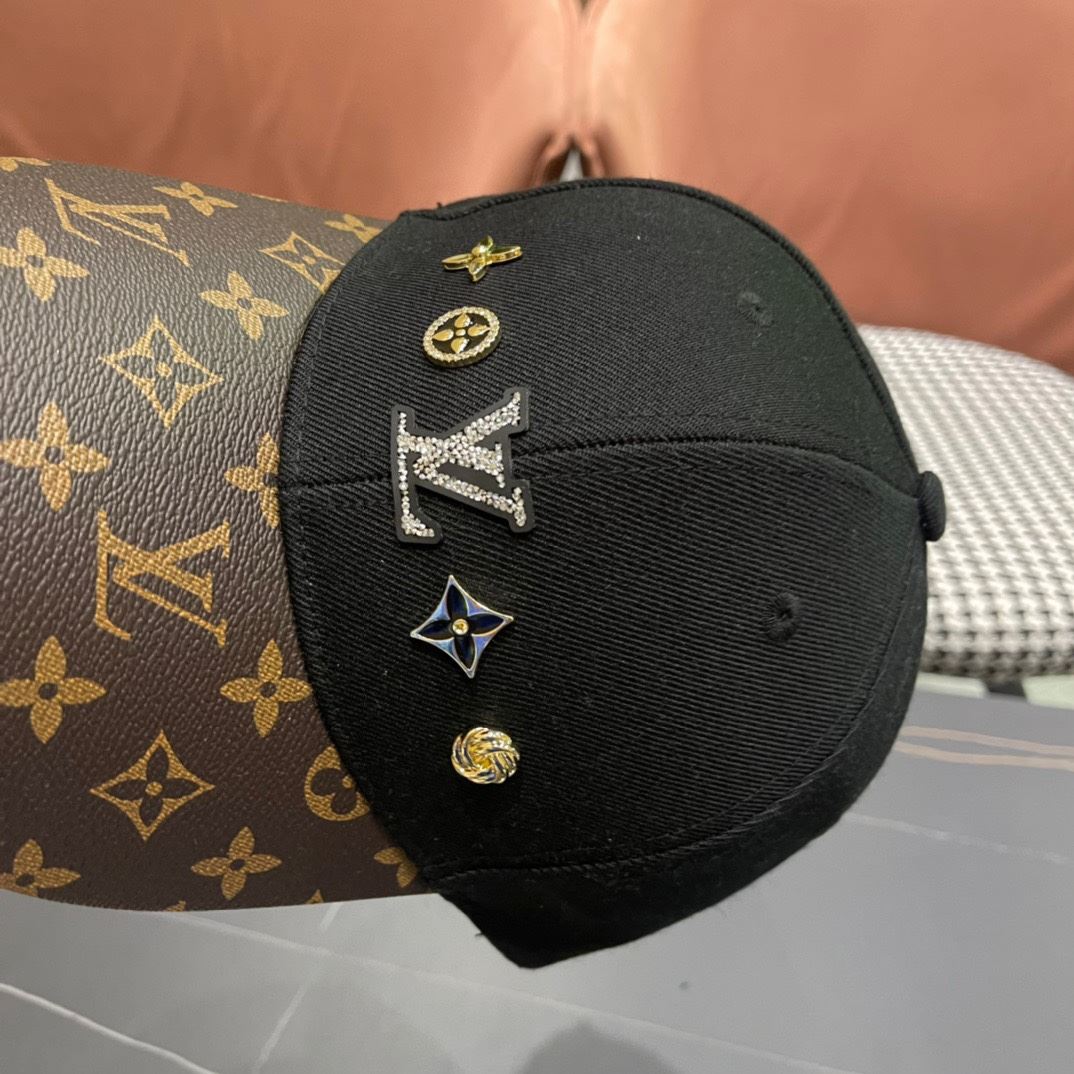 Louis Vuitton Caps